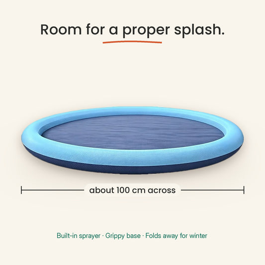 Dog splash pad size guide: about 100 cm across, with built-in sprayer, grippy base and folds away for winter