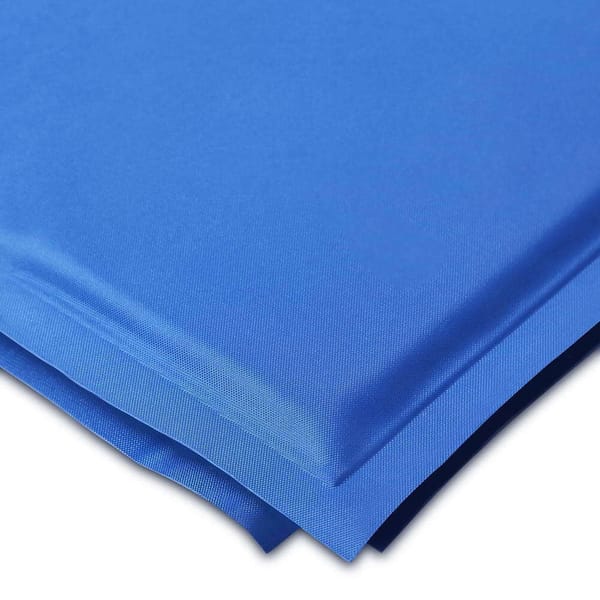 Close up of the sealed edge on the Dog Cooling Mat Medium